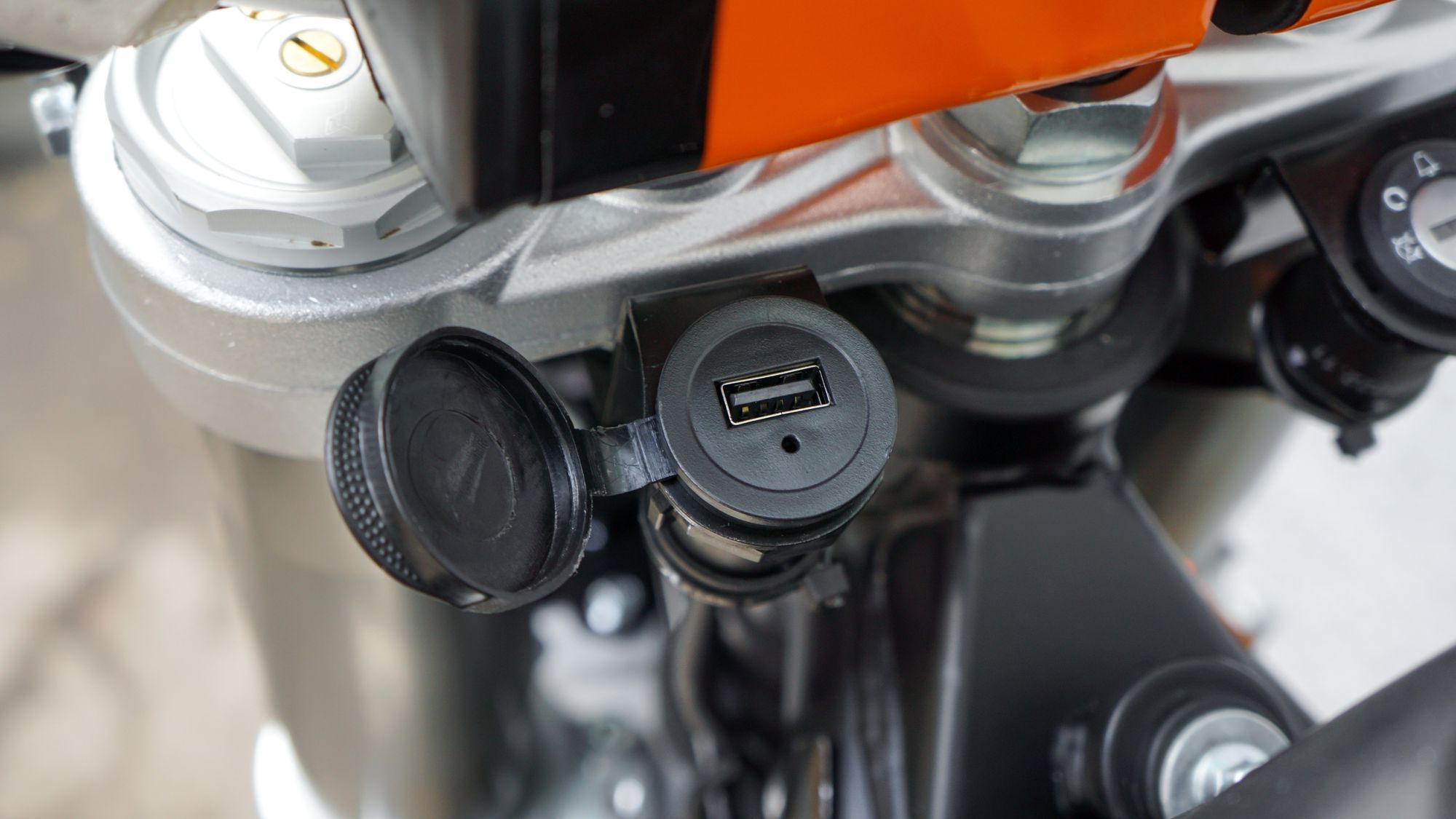 Эндуро / кроссовый мотоцикл BSE Z7 Orange Blast (015)