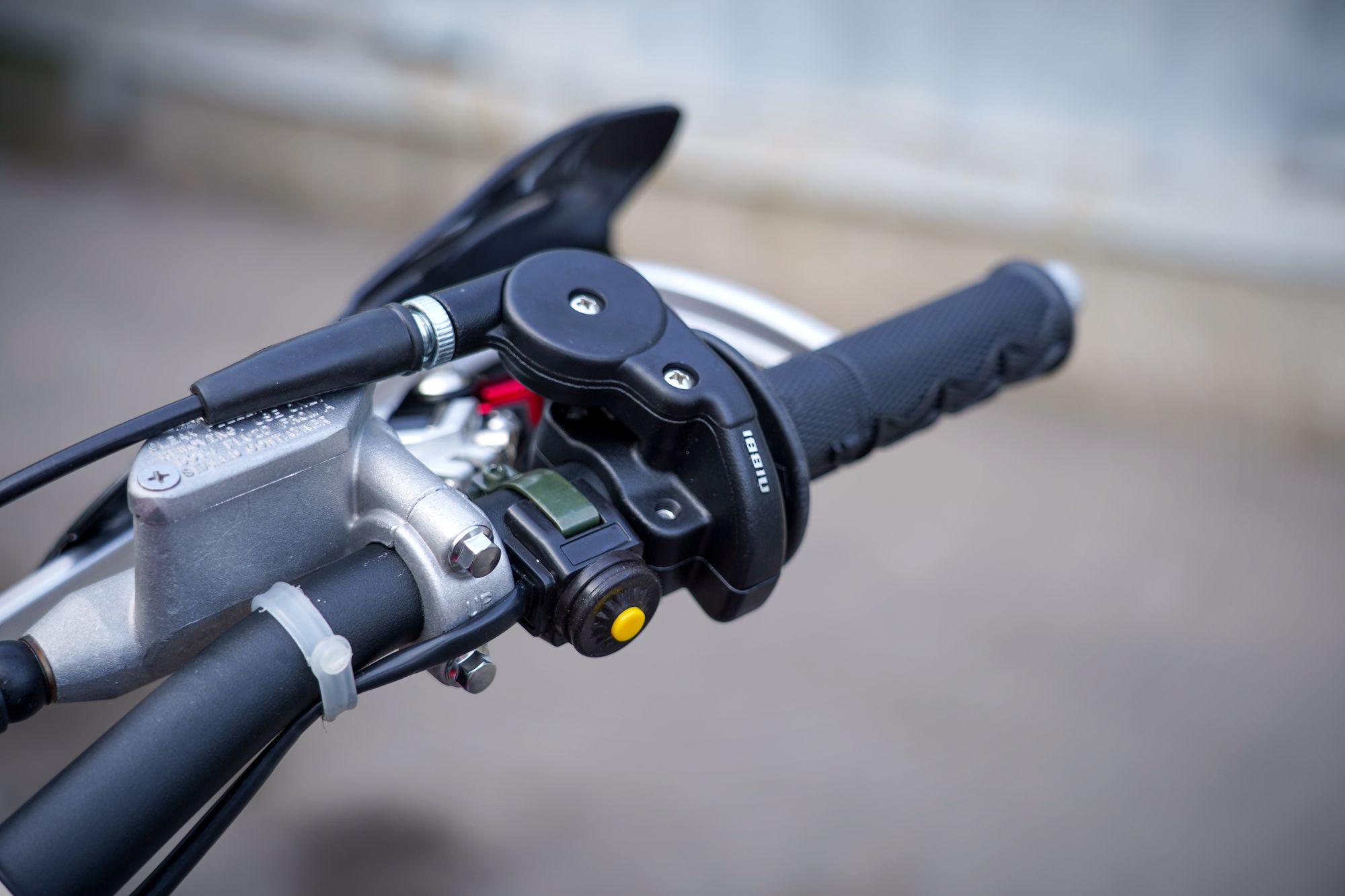 Эндуро / кроссовый мотоцикл BSE Z8 Rapid Red (015)