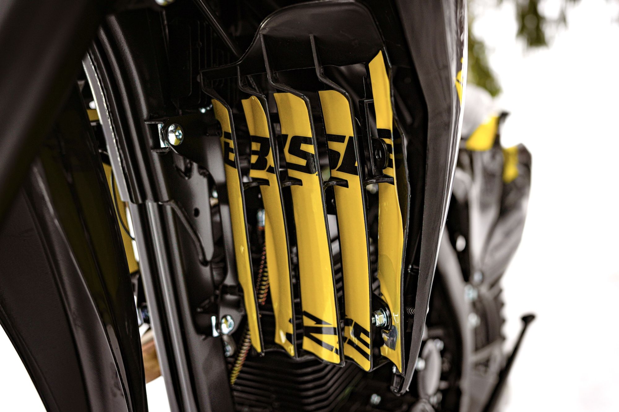 Эндуро / кроссовый мотоцикл BSE Z9 Yellow Metallic T (ZS175FMM-5)