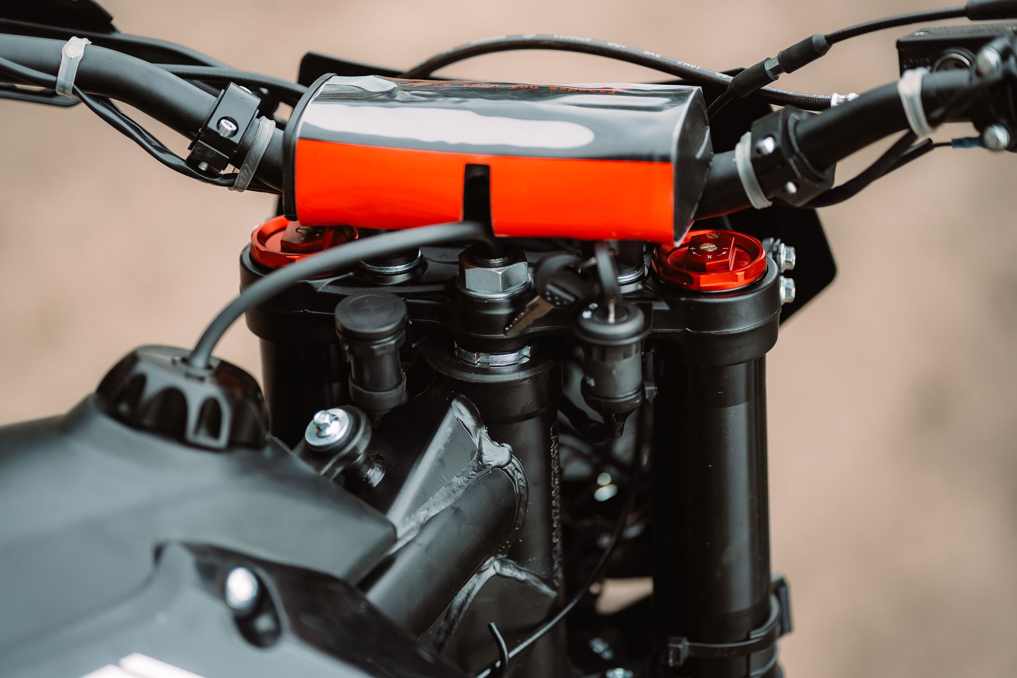 Эндуро / кроссовый мотоцикл BSE Z9 Red Metallic T (015)