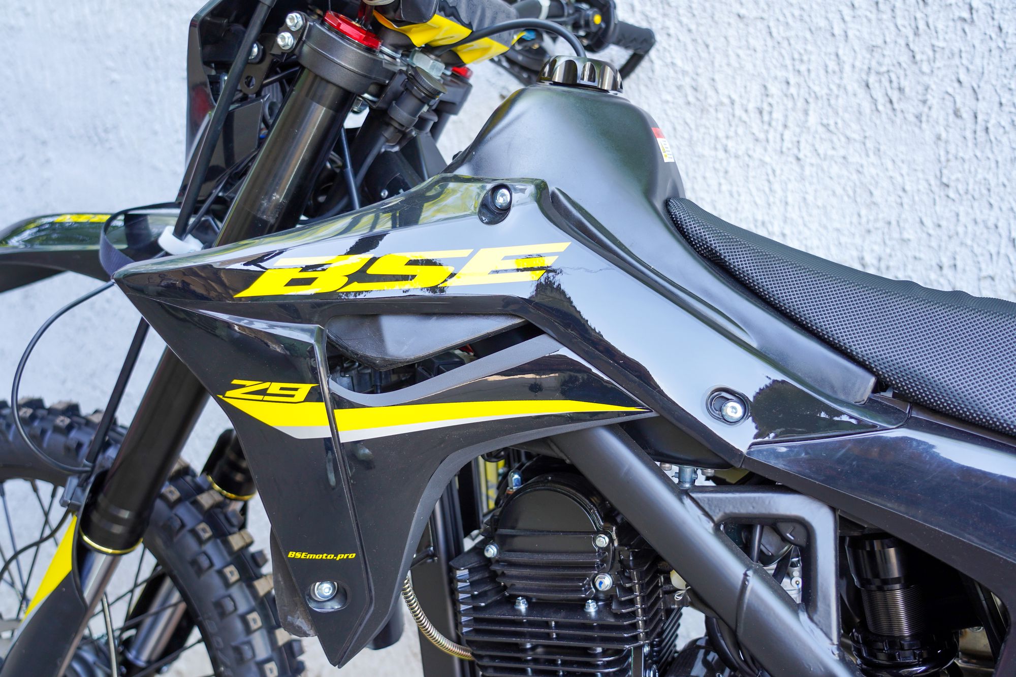 Эндуро / кроссовый мотоцикл BSE Z9 Yellow Metallic S (ZS175 FMM-5)