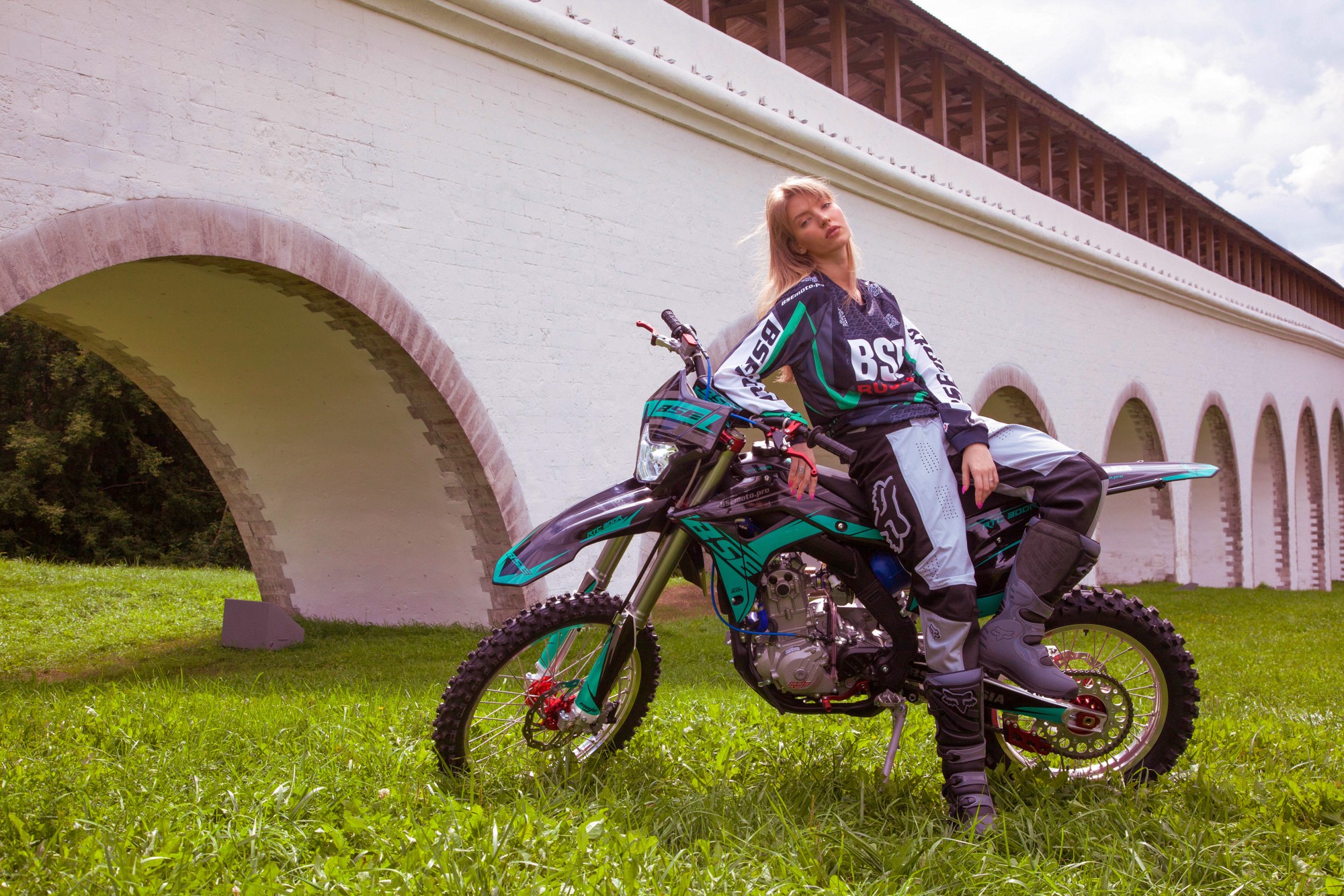 Эндуро / кроссовый мотоцикл BSE RTC-300R Black Ocean (3)