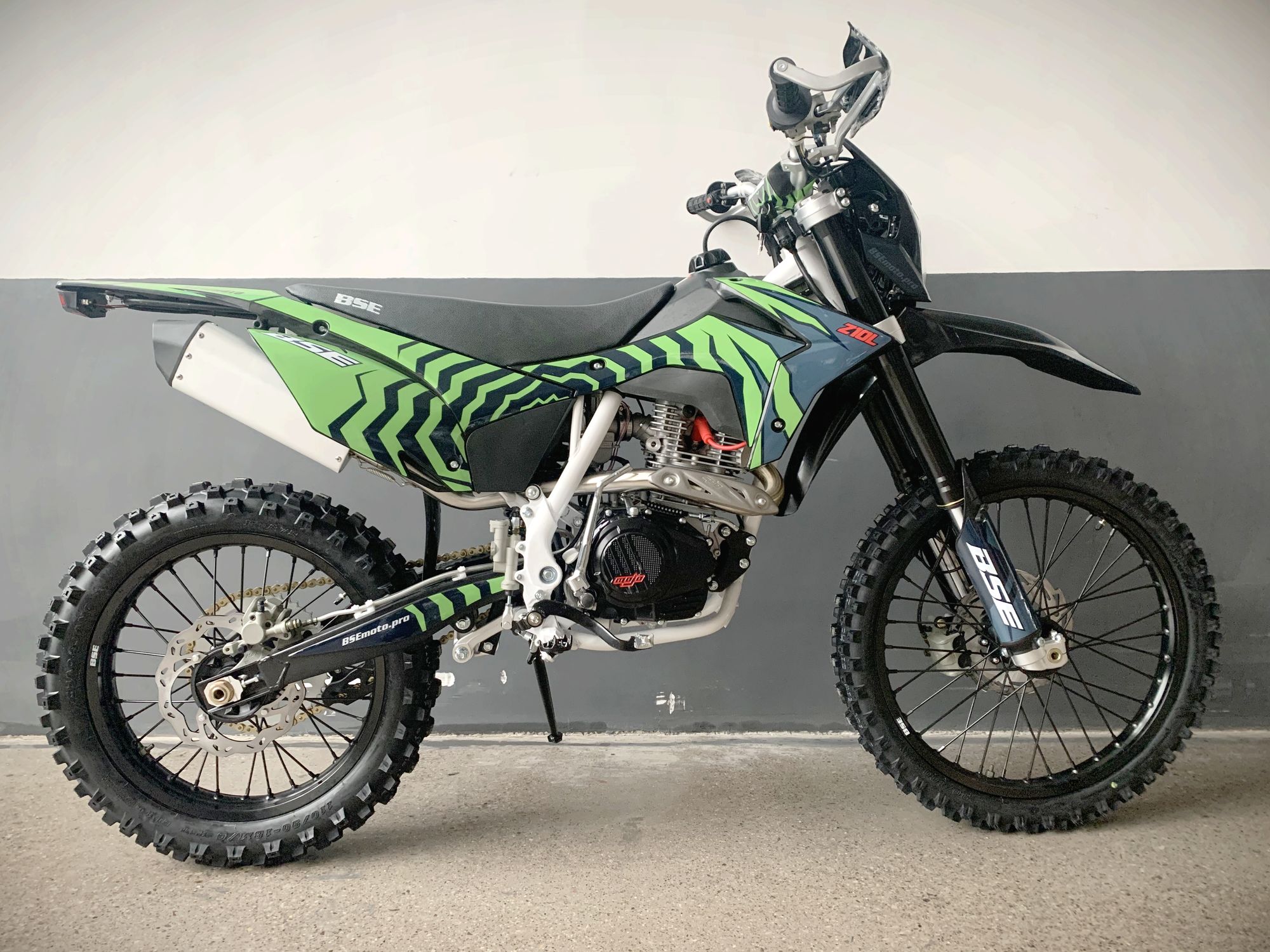 Эндуро / кроссовый мотоцикл BSE Z10L Green Shake (030)