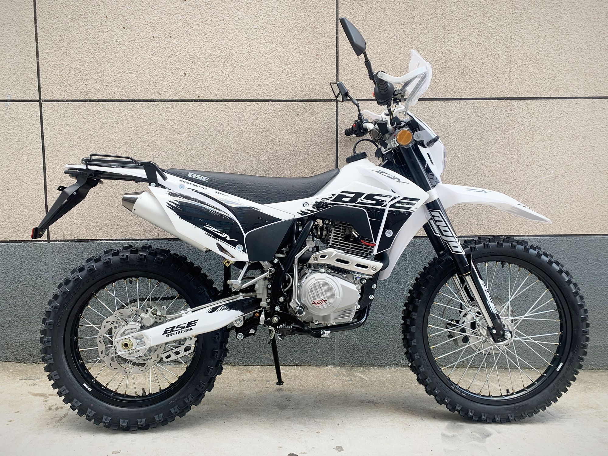 Кроссовый мотоцикл BSE Z3 Black Night 21/18