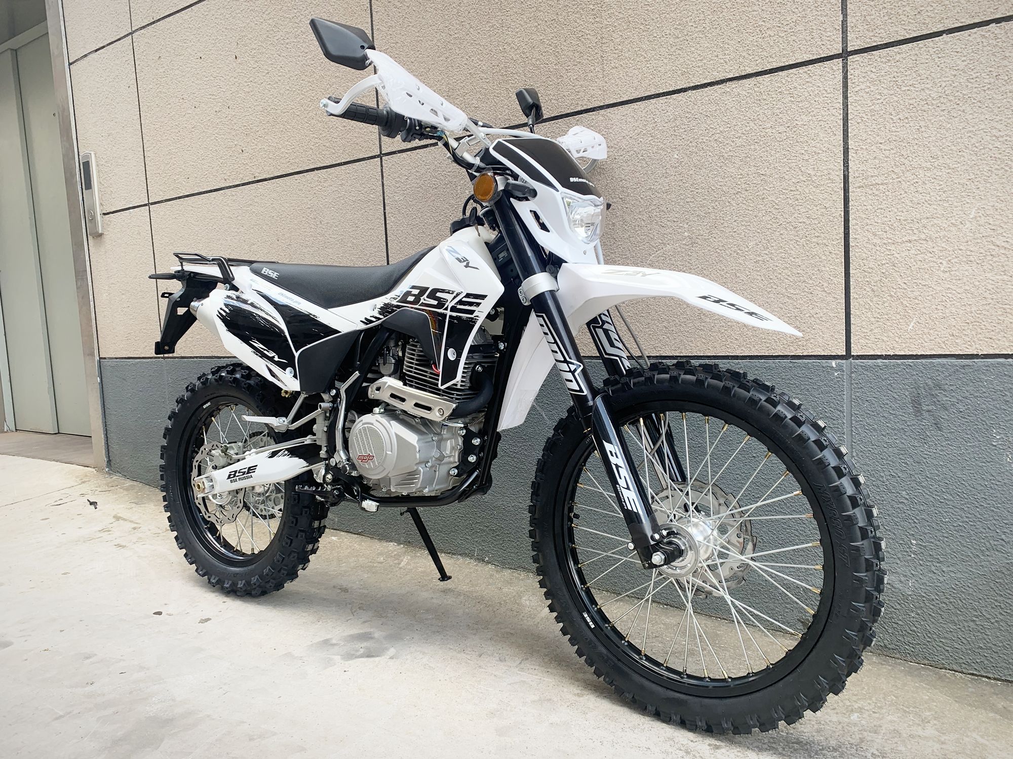 Кроссовый мотоцикл BSE Z3 Black Night 21/18