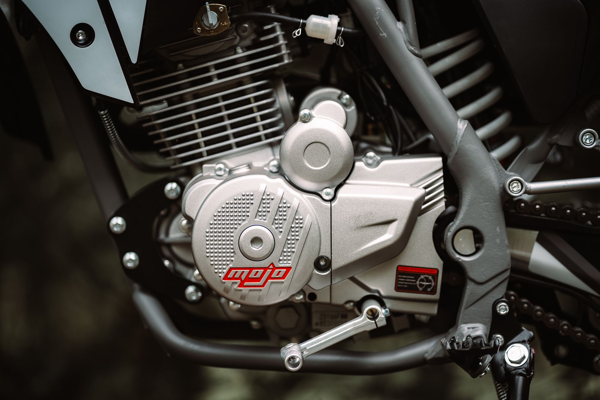 Мотоцикл BSE Z3 Y Black/White Stinger