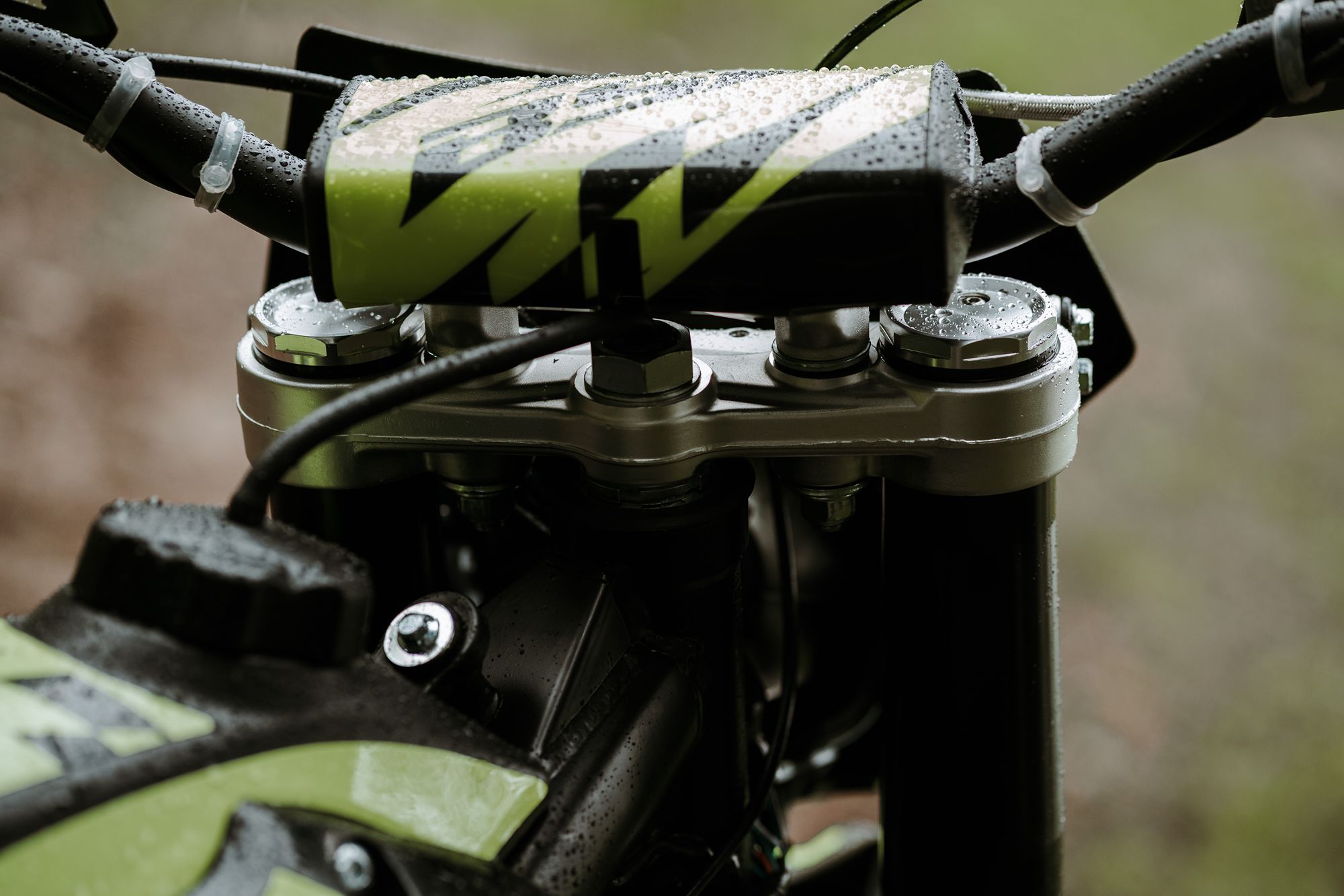 Эндуро / кроссовый мотоцикл BSE Z5 L Yellow Black