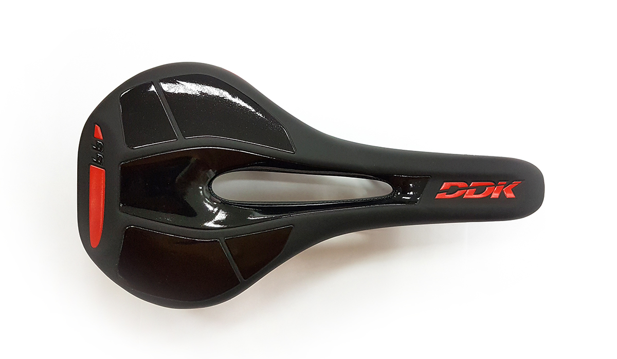 Седло DDK-D3735 Race Comfort, стальная рамка, черное 274х143mm