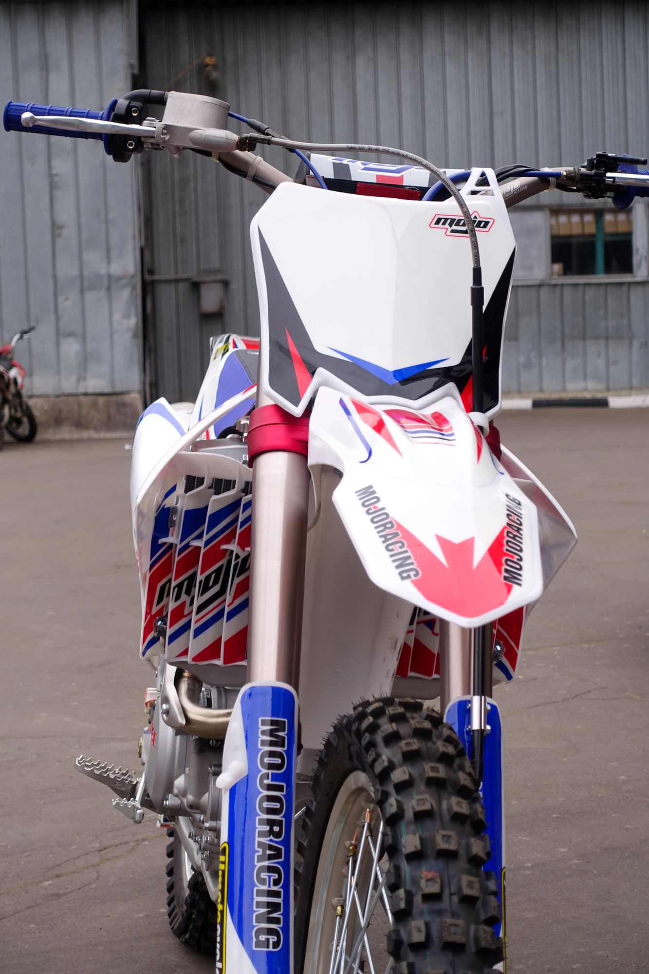 Кроссовый мотоцикл BSE M2 250e 21/18 3 Factory blue