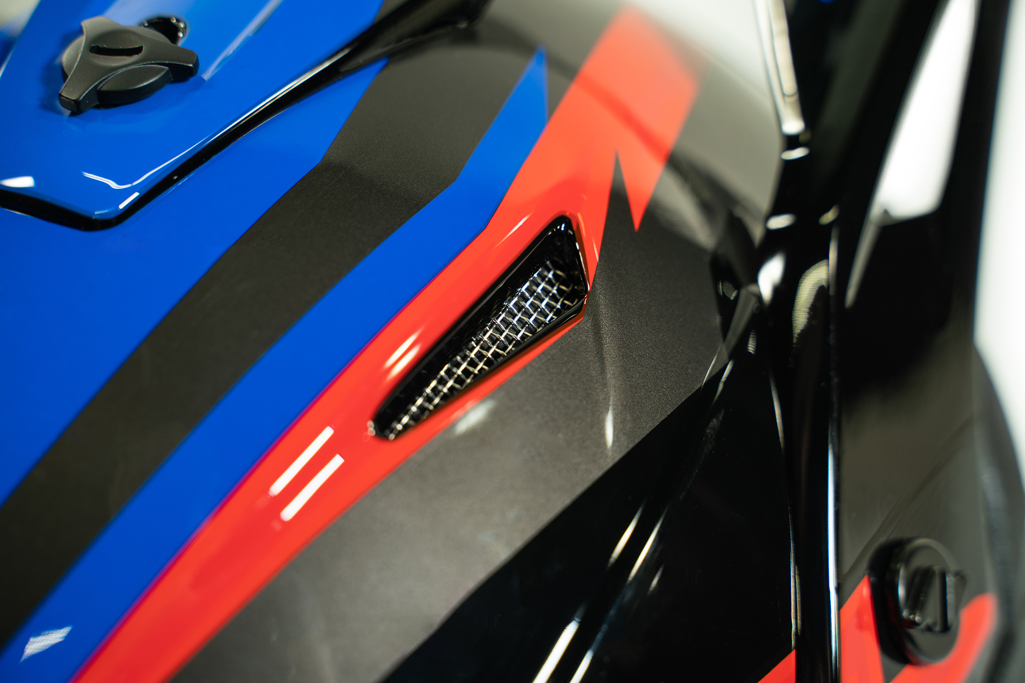 Мотошлем Roqvi модель FLASH