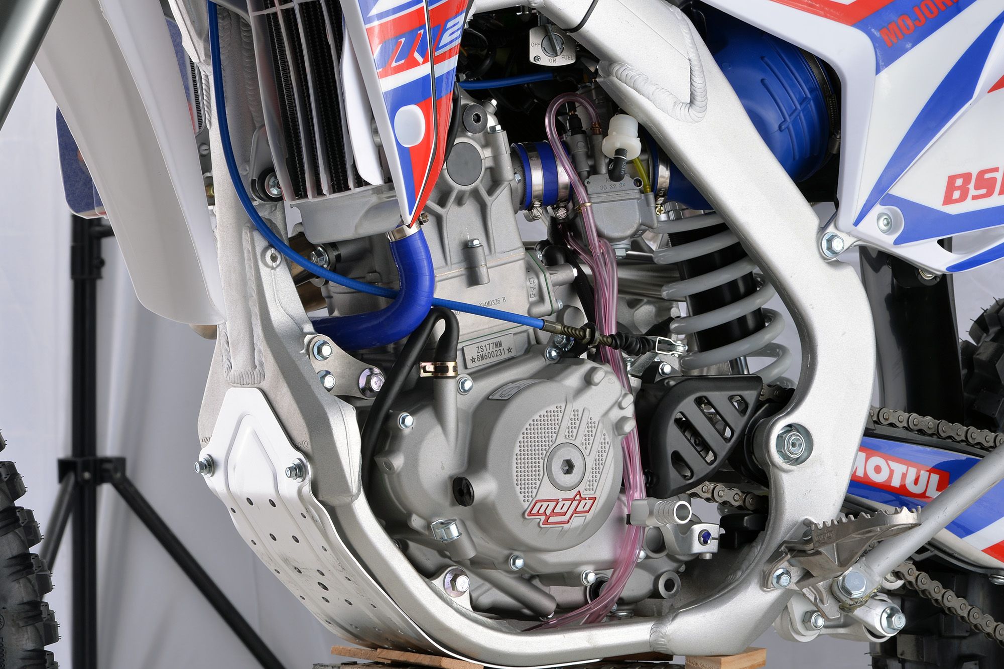 Двигатель в сборе 300cc BSE RTC 300 Z8