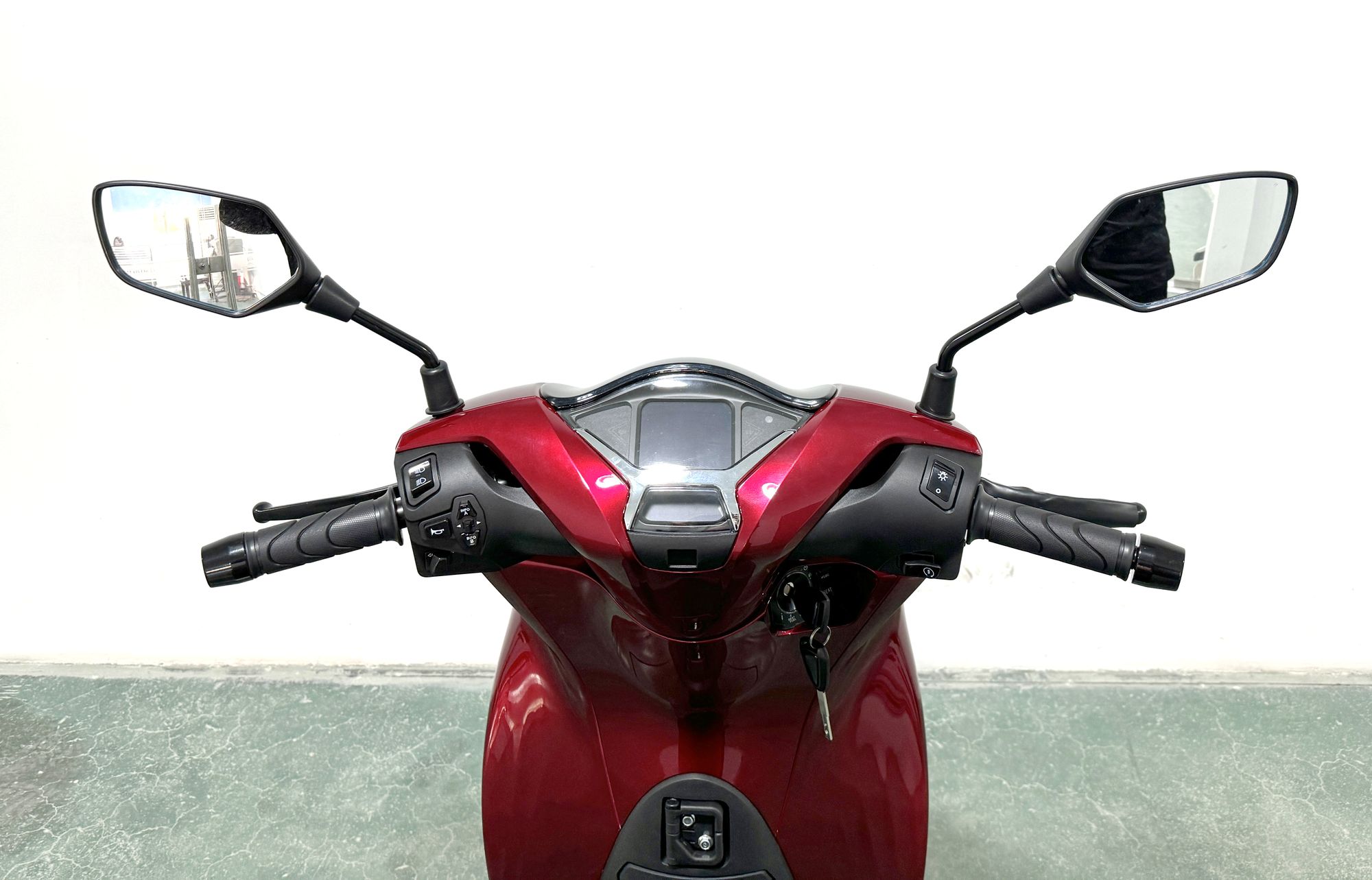 Скутер Motosuper SH Red (красный)