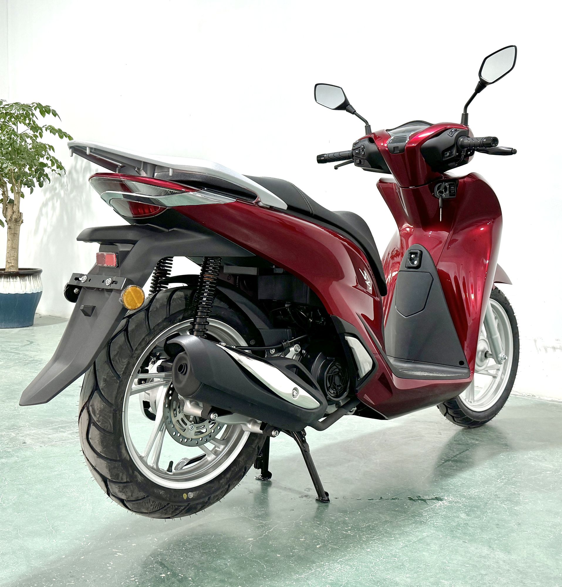 Скутер Motosuper SH Red (красный)