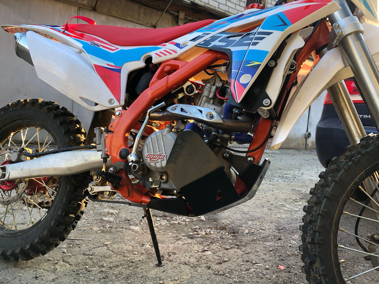 MAGNUM защита двигателя и прогрессии BSE Z7 черная BSE Z7