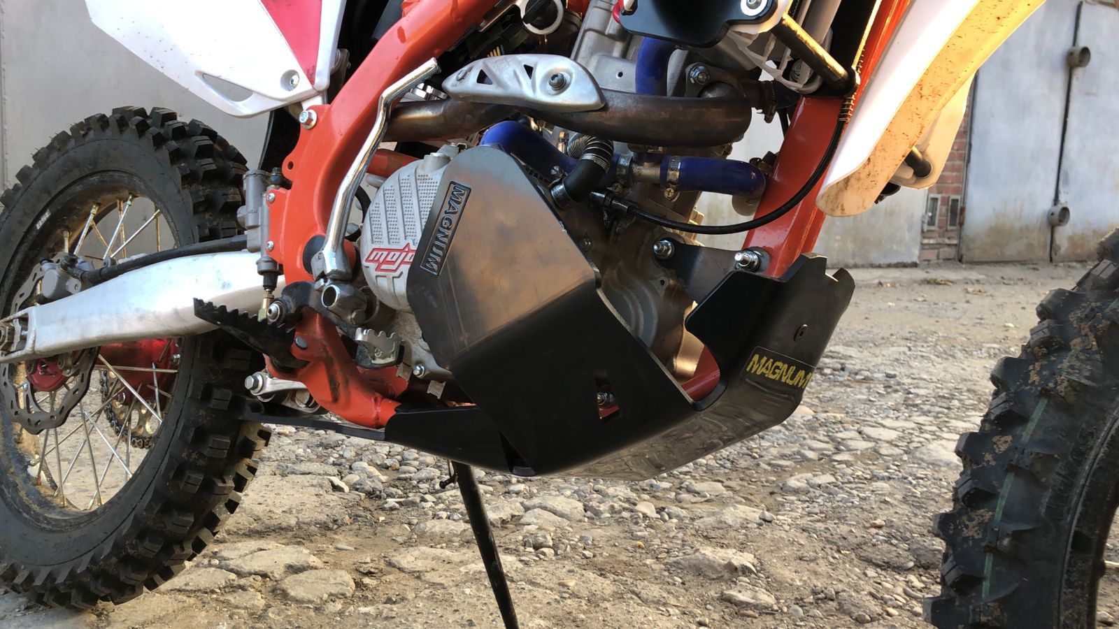 MAGNUM защита двигателя и прогрессии BSE Z7 черная BSE Z7