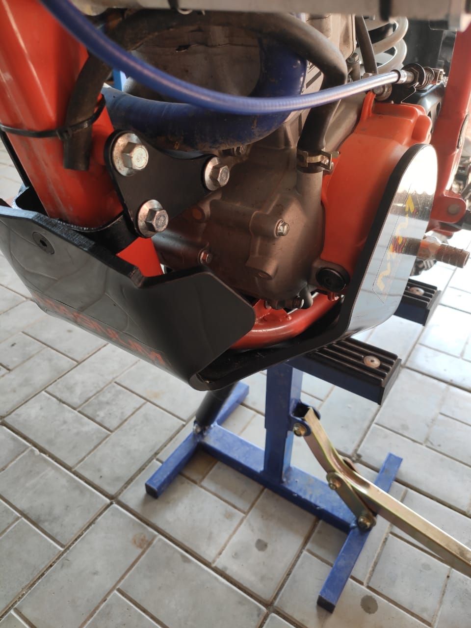 MAGNUM защита двигателя и прогрессии BSE Z8 черная BSE Z8