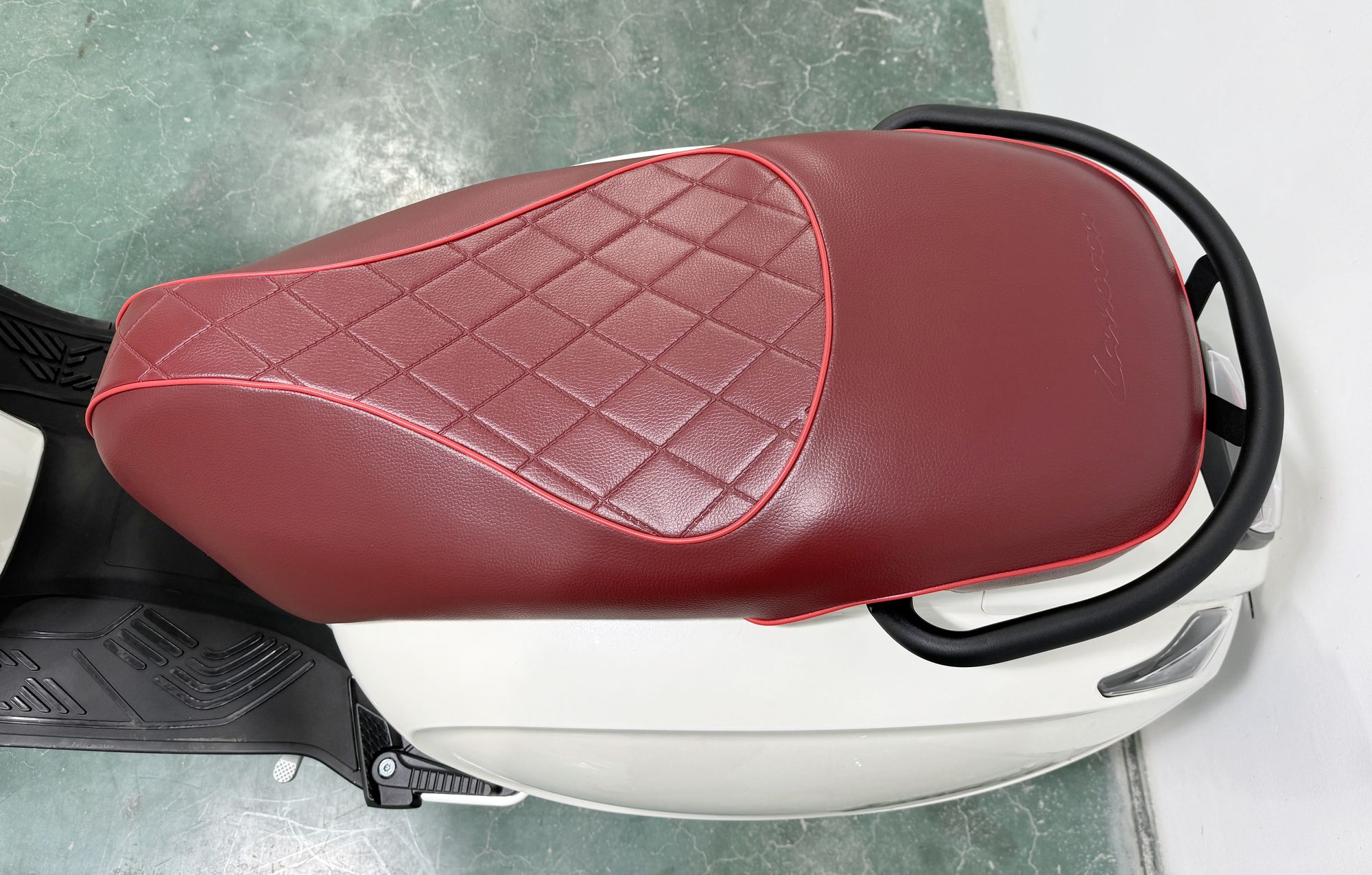 Скутер Motosuper Lamocca White (белый)