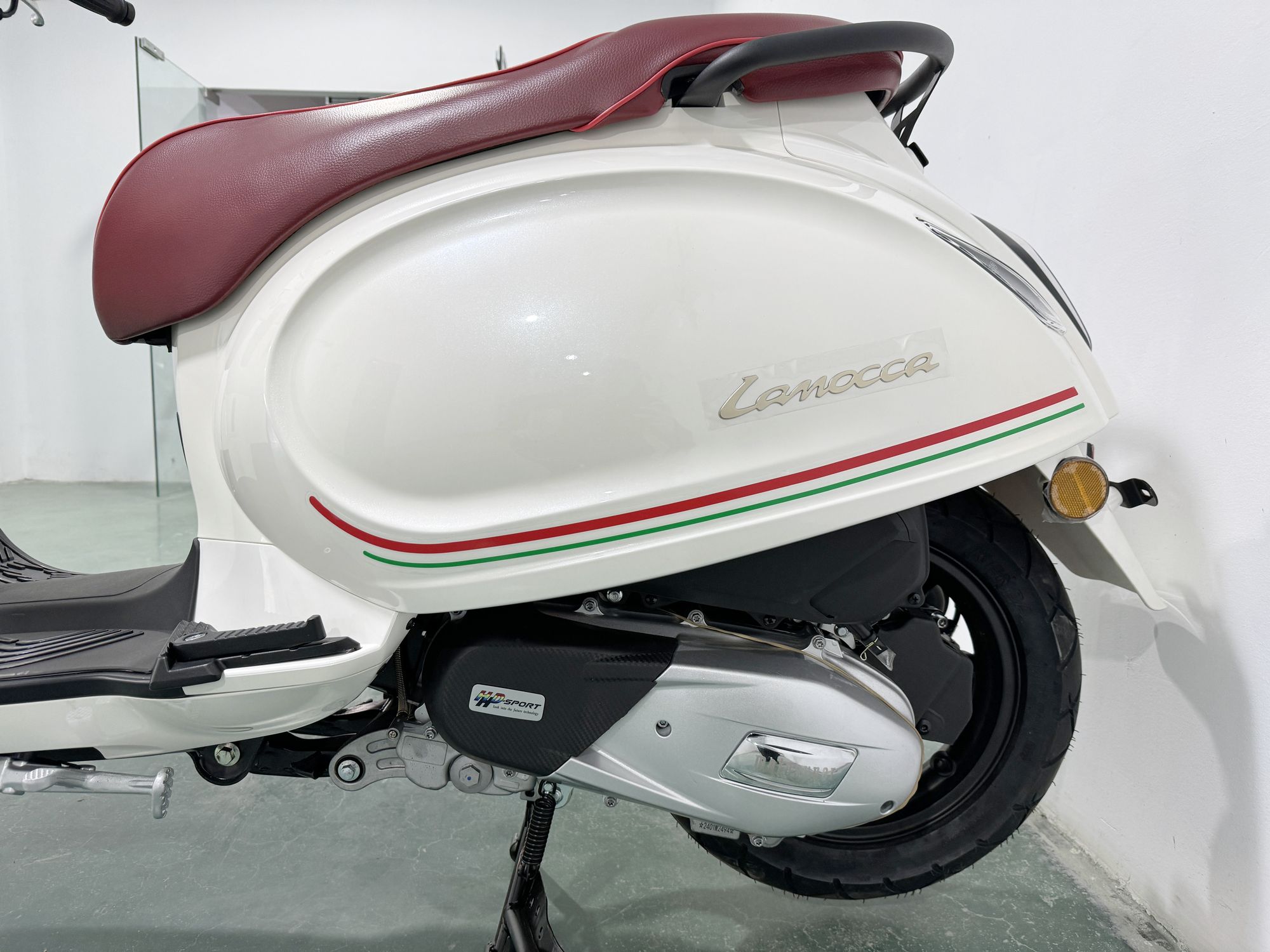 Скутер Motosuper Lamocca White (белый)