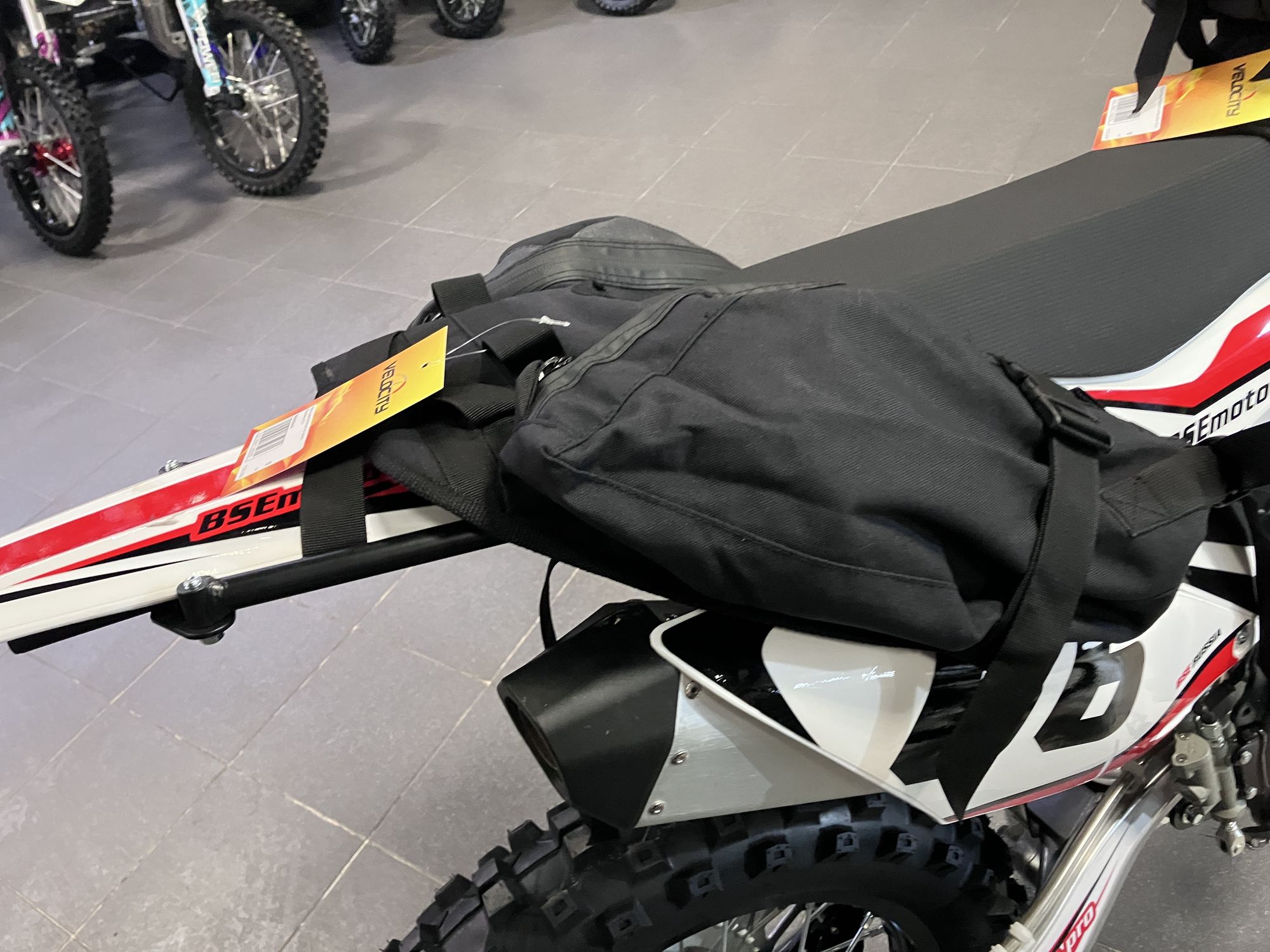 Мото сумка Motobox4 на задние боковины 20 л