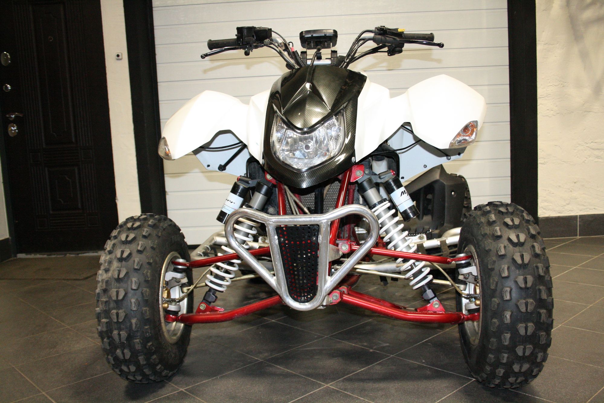 Квадроцикл QuadRaider 450 спортивный черный карбон б/у