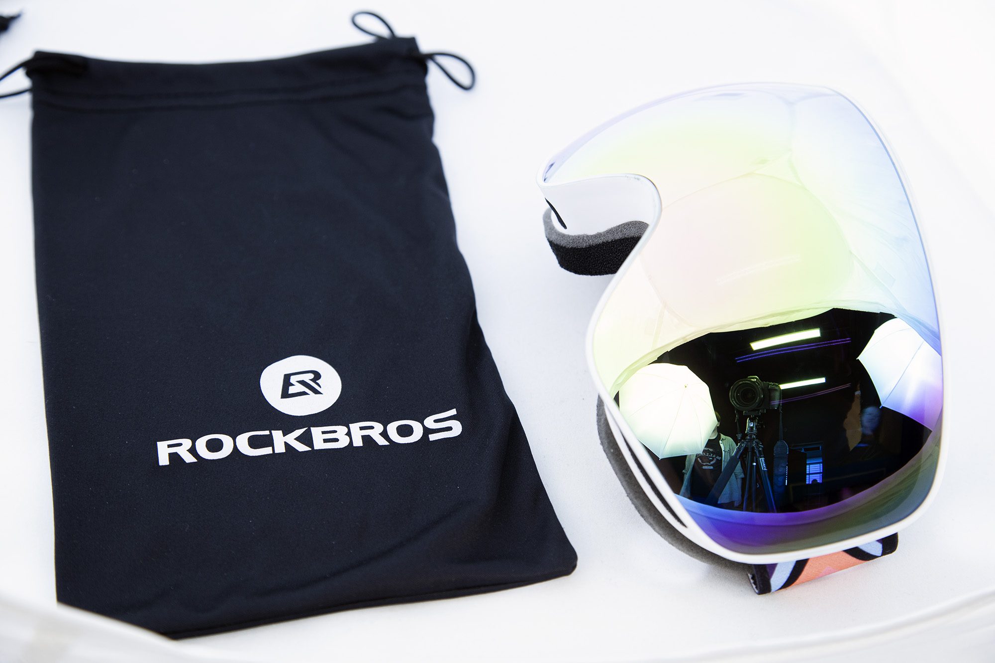 Маска горнолыжная детская ROCKBROS 14110005003. Цвет оправы - белый. Сферическая двухслойная против