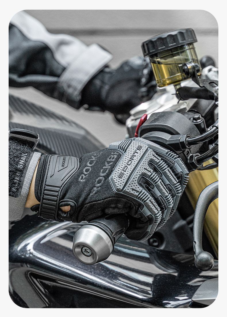 Перчатки ROCKBROS Thickened черные. Длинные пальцы. С защитой.