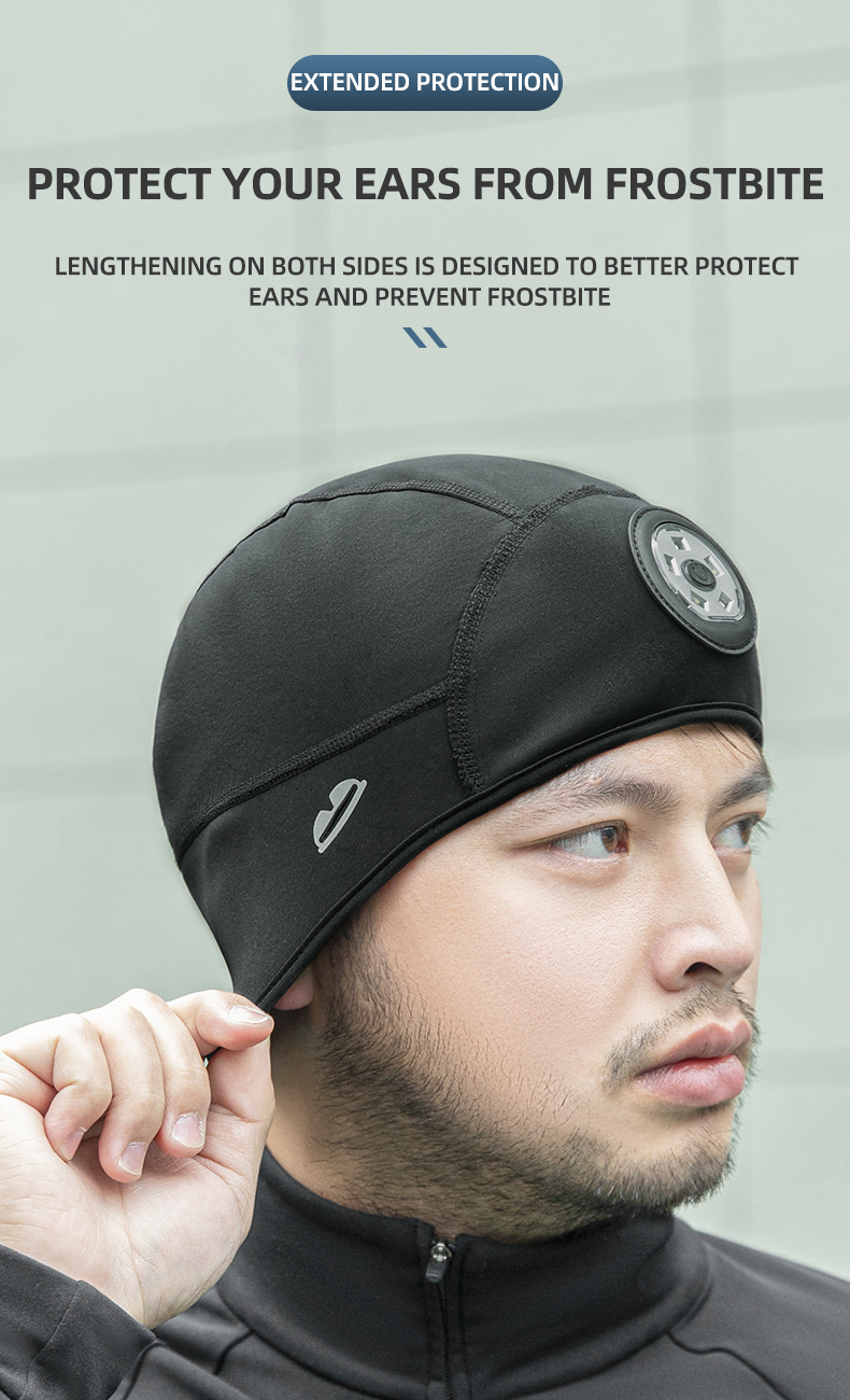 Шапка ROCKBROS черная утепленная, с фонариком. 3 режима