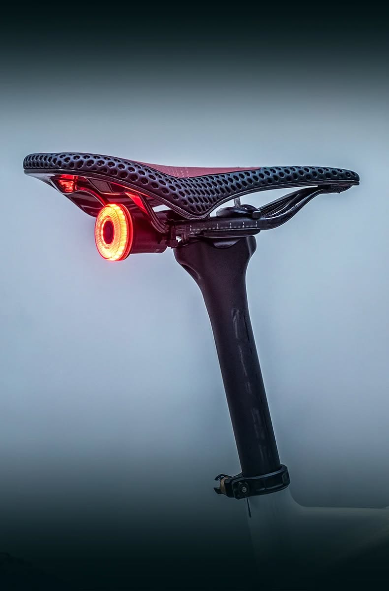 Фонарь задний ROCKBROS интеллектуальный, 5 режимов, с датчиком торможения, IPX7, Type-C; черный