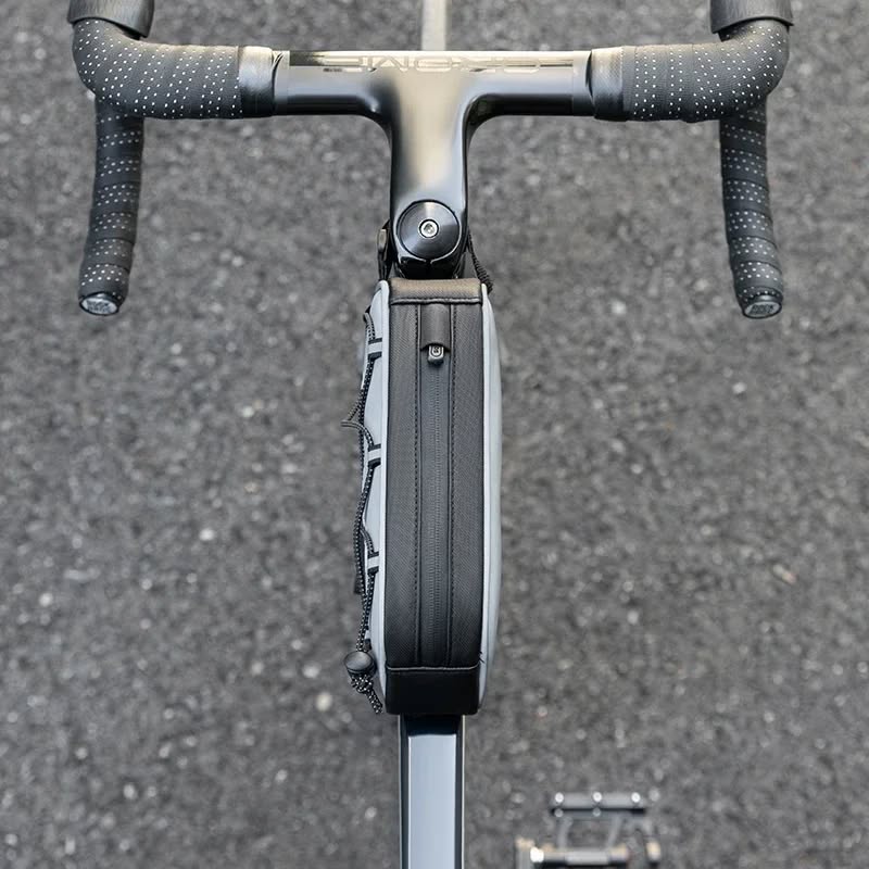 Велосумка ROCKBROS 039-1 на раму, с сеткой, объем 0,9 л; черно-серебристый