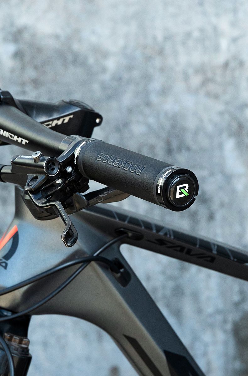 Грипсы с замком ROCKBROS черные, арт B40210003001