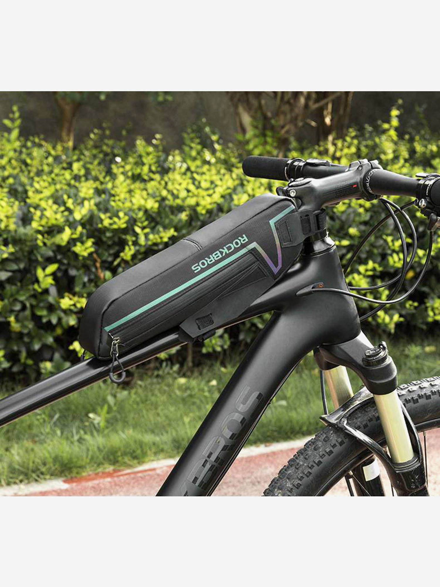 Велосумка ROCKBROS B56 на раму, объем 0,65 л; черный