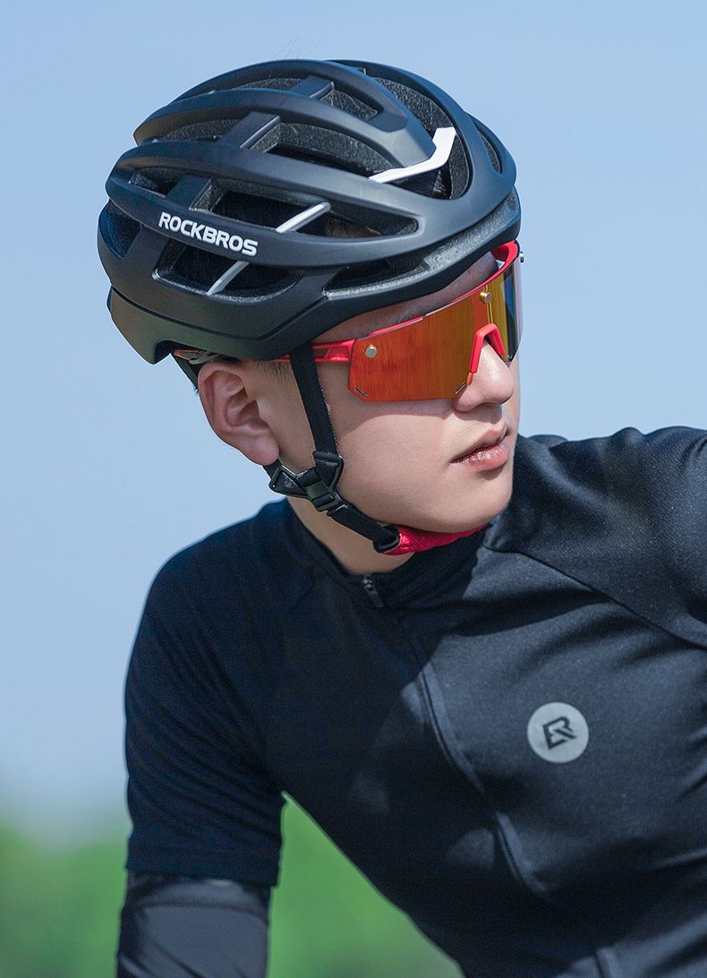 Очки велосипедные ROCKBROS 213 Цвет оправы - черный с магнитными держателями линзы. Линза с поляриза