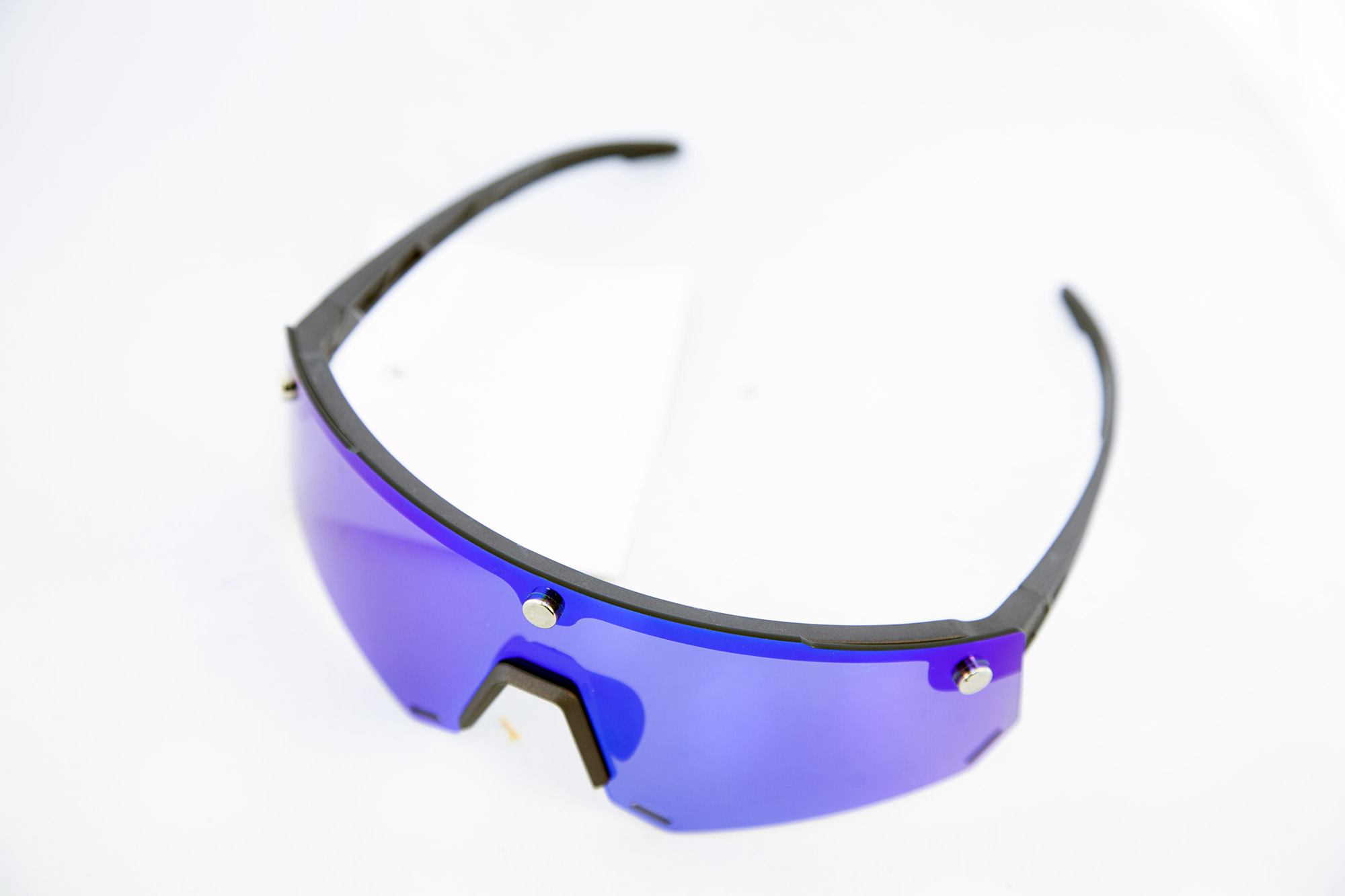 Очки велосипедные ROCKBROS 213 Цвет оправы - серый с магнитными держателями линзы. Линза с поляризац