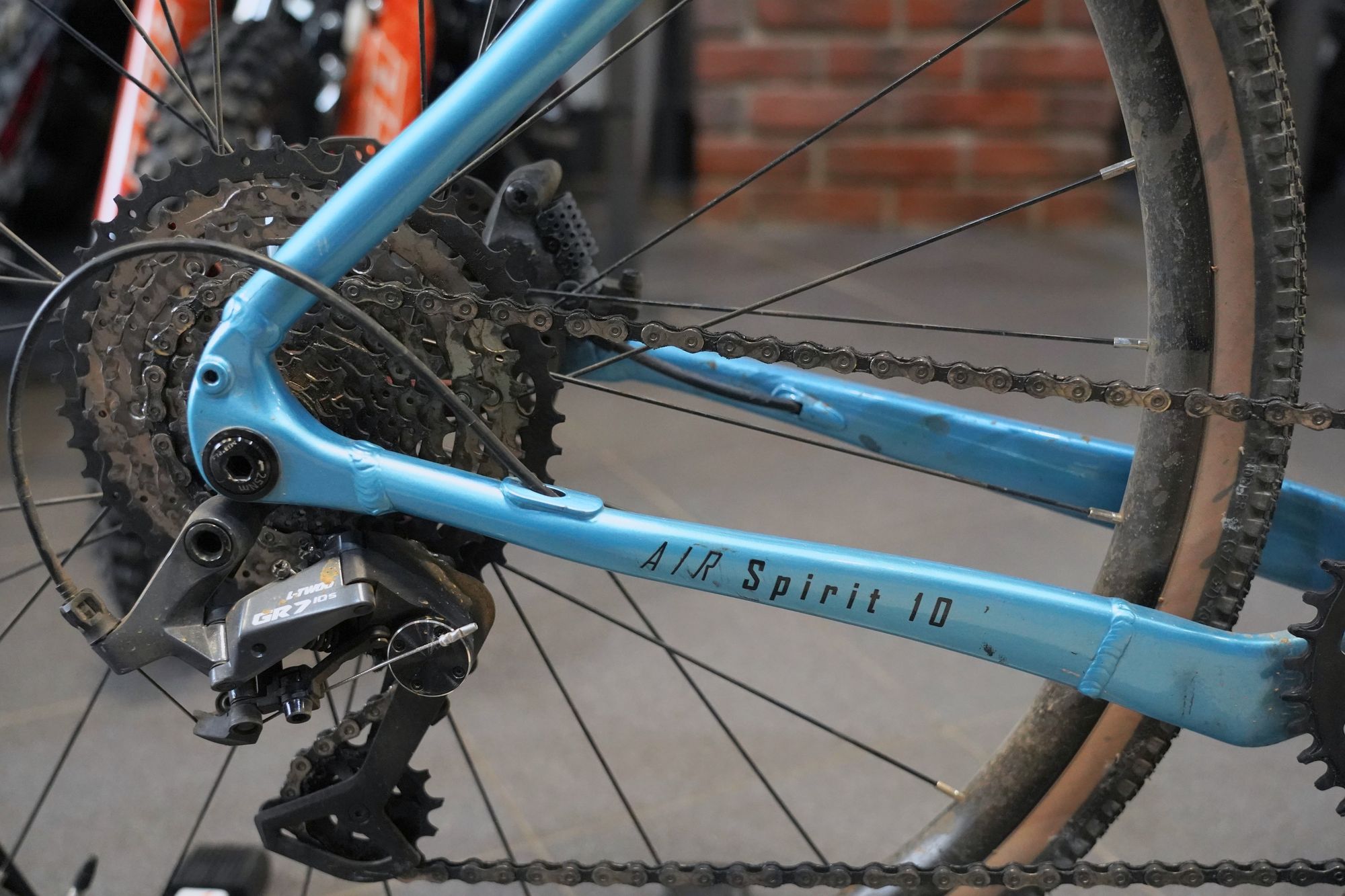 СЭМПЛ 26 Велосипед гравийный Alpinebike Air Spirit 10 размер ML ett 565 цвет Sky blue