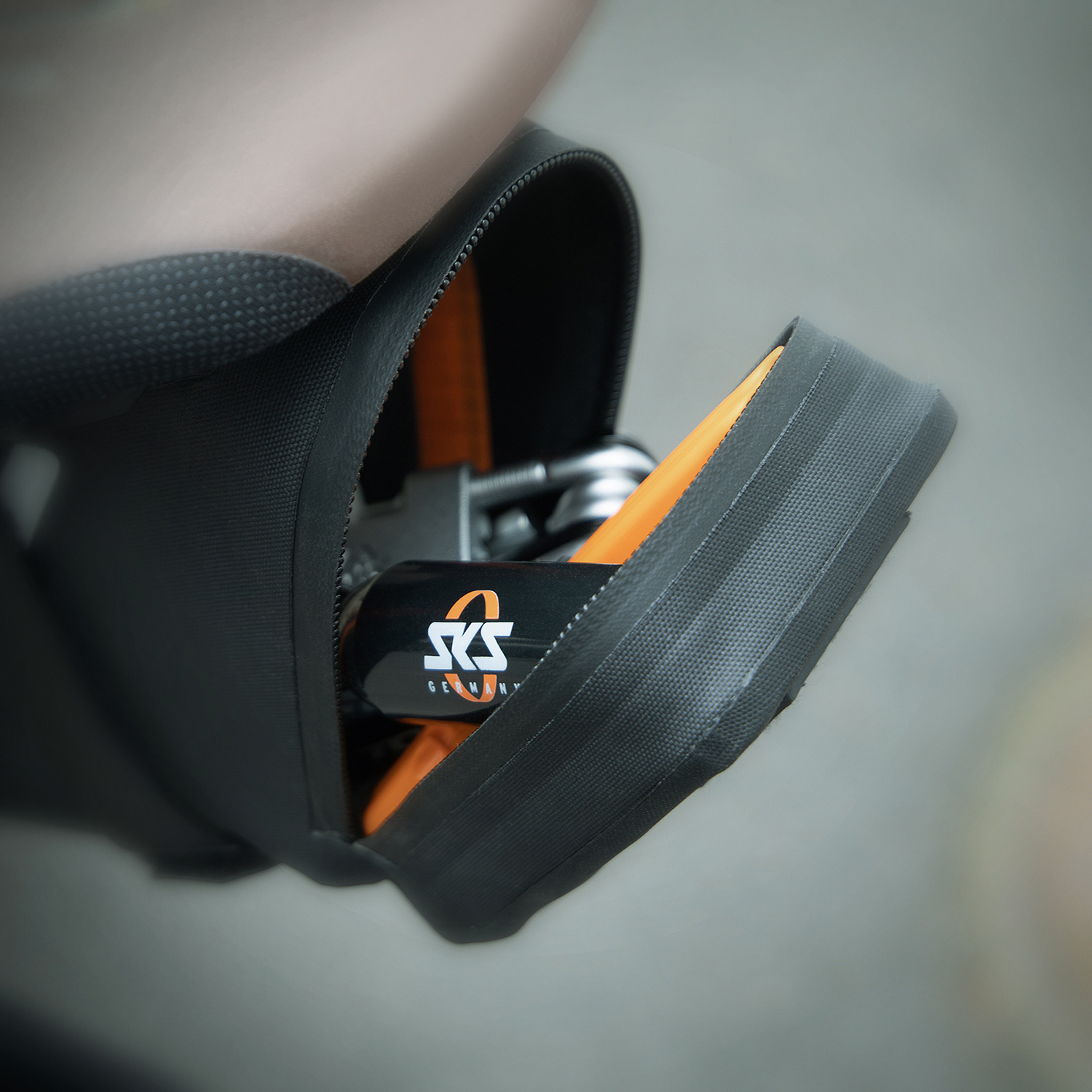 Сумка под седло SKS TRAIL SADDLEBAG M, цвет Черный