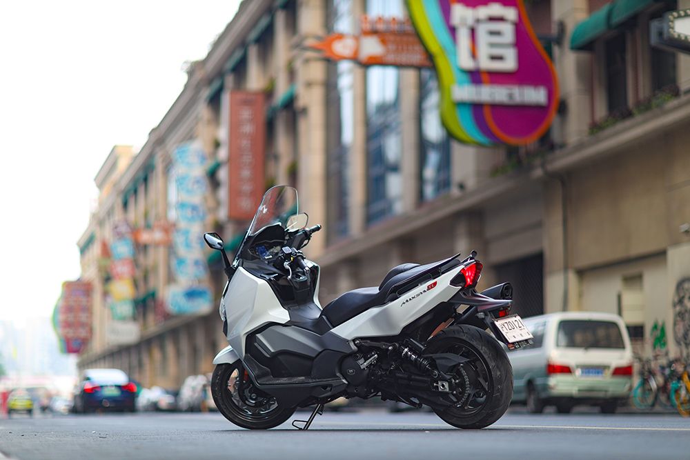 Максискутер SYM MAXSYM TL 500 белый