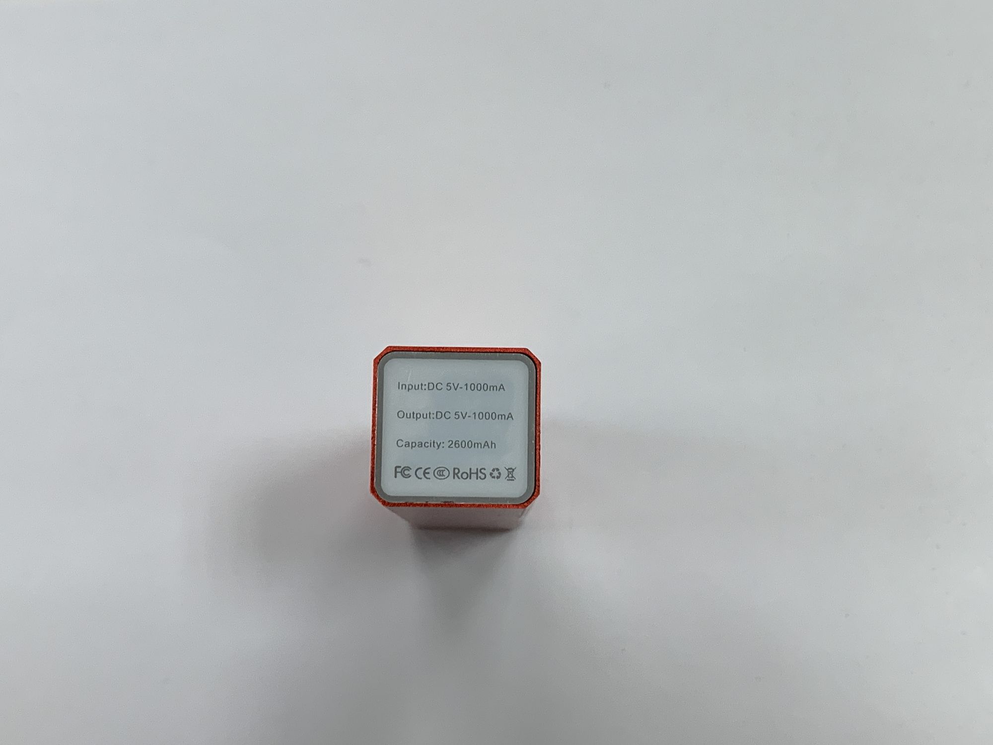 Внешний аккумулятор SYM red 2600 mAh