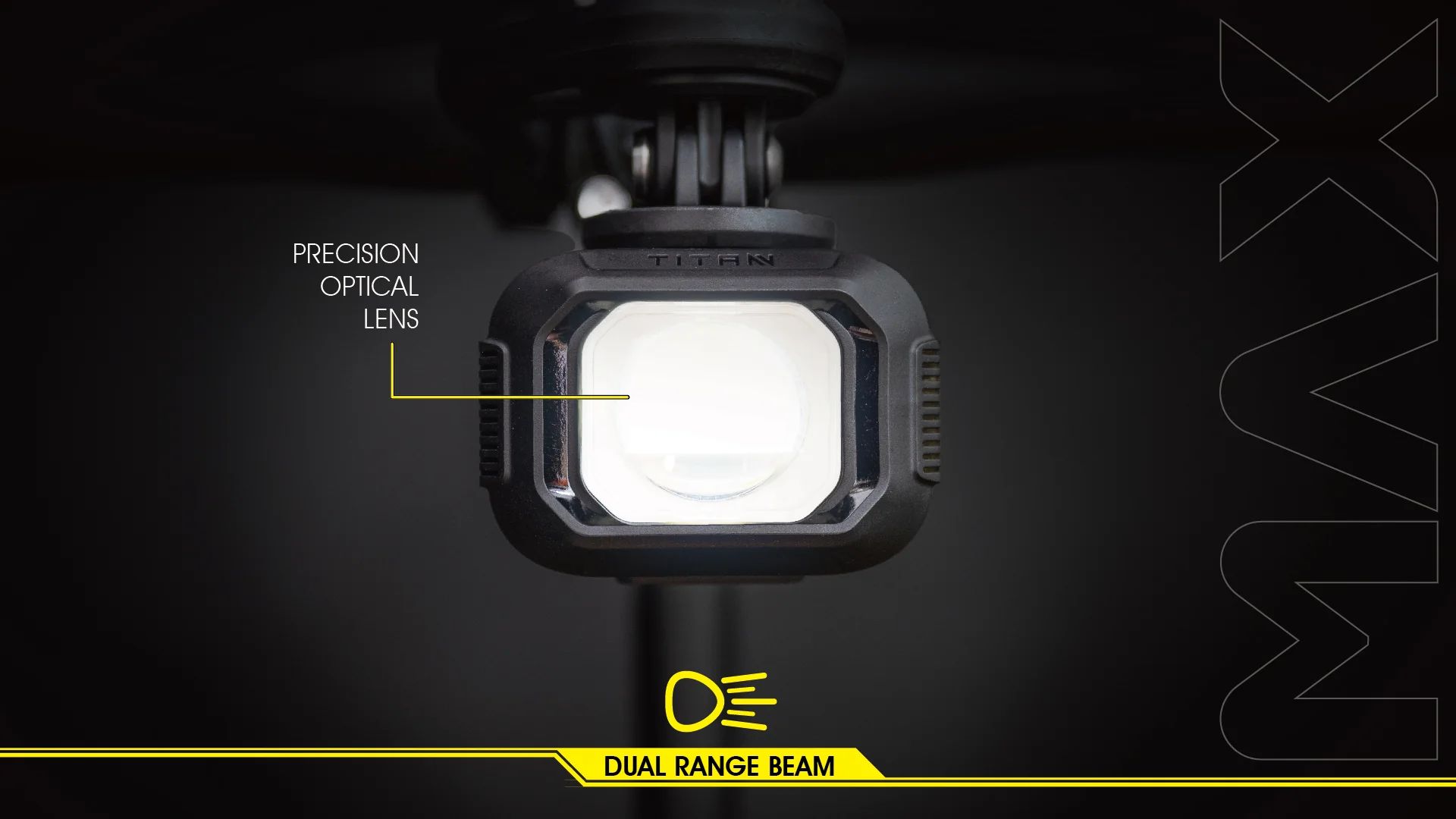 Фонарь передний Moon TITAN MAX-E (C1-Black), 1700 Лм, 7 режимов, USB‑C