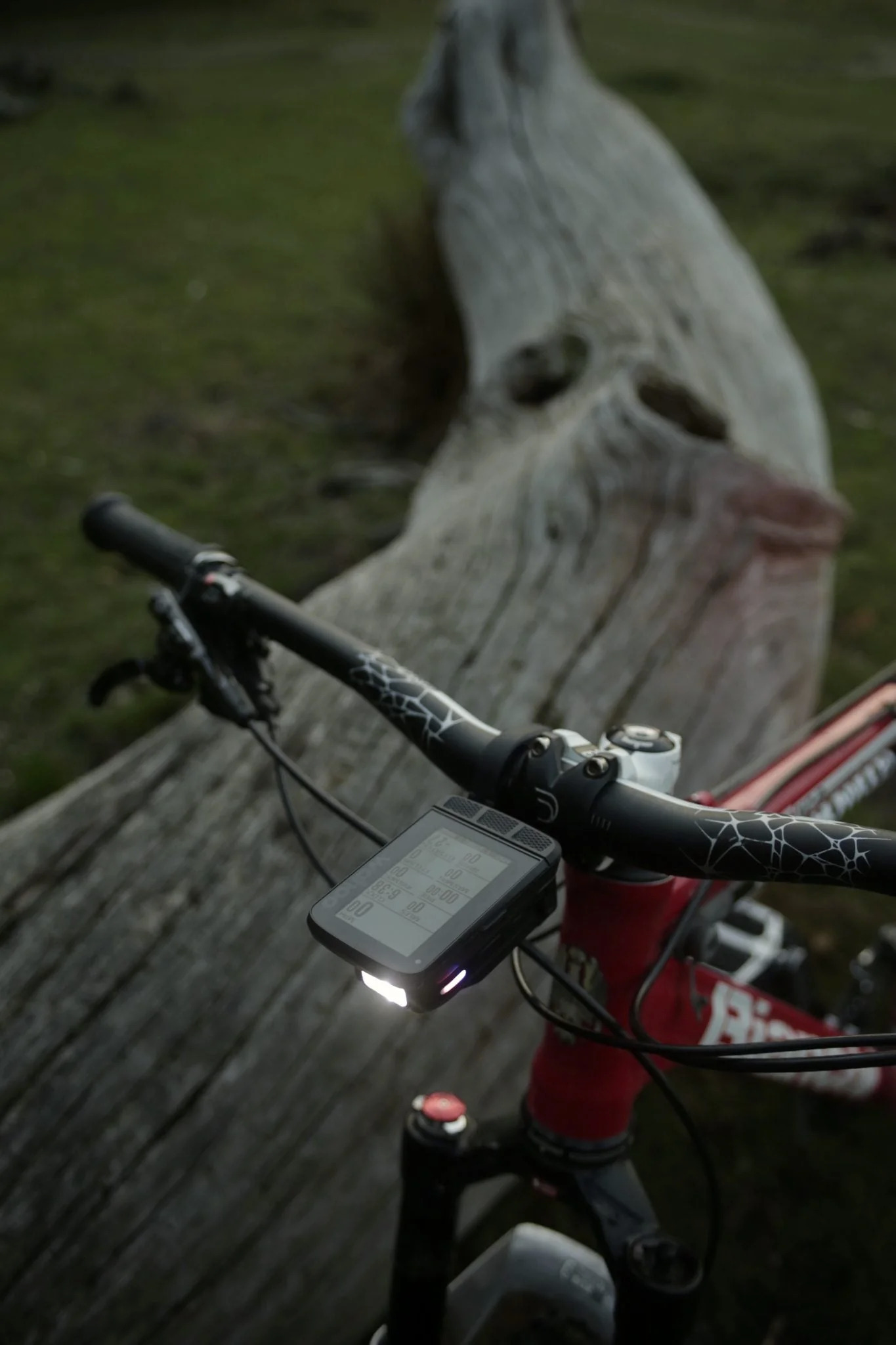 Фонарь передний Moon MX-HM, 400 Лм, 7 режимов, USB‑C