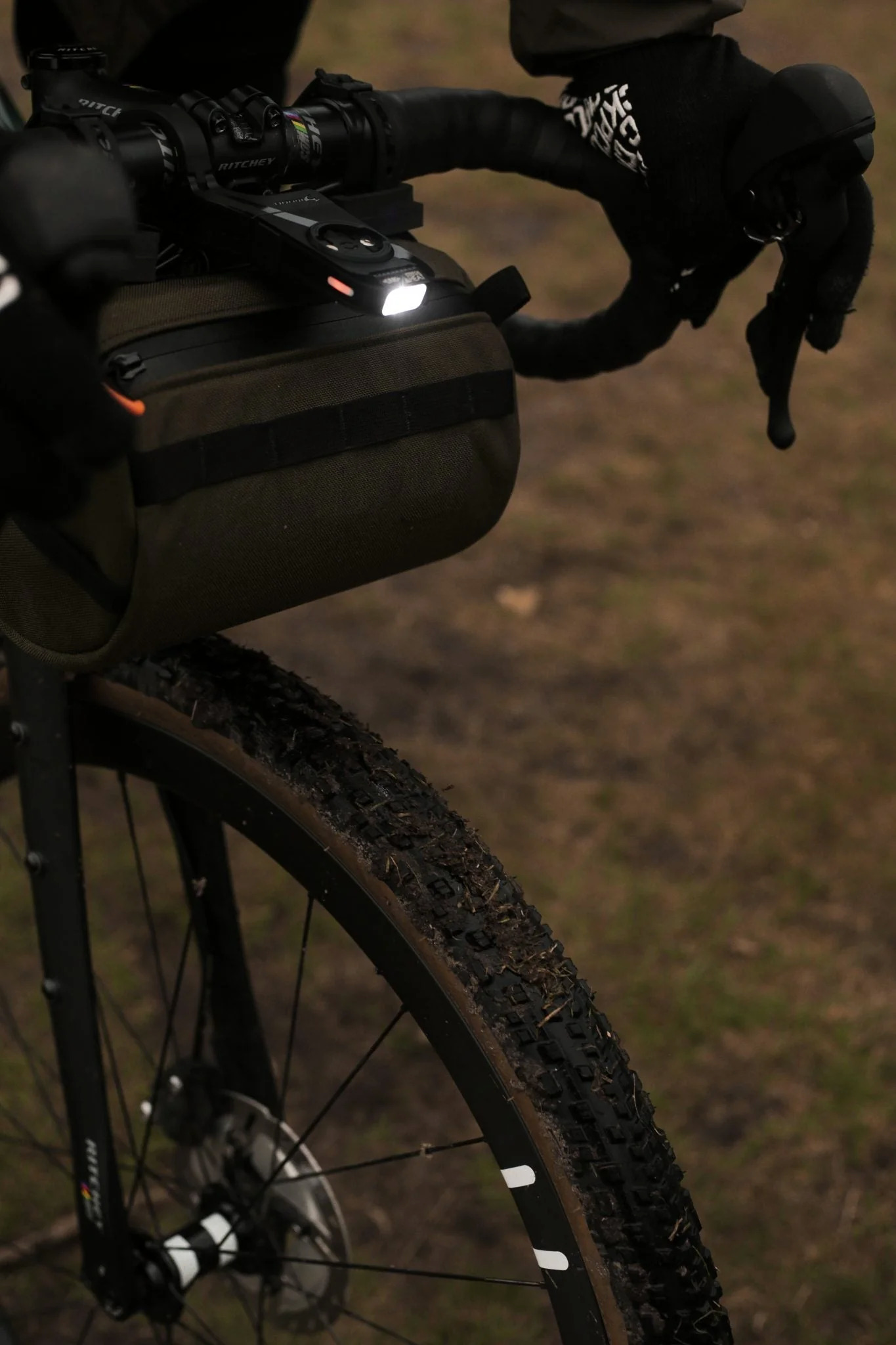 Фонарь передний Moon MX-HM, 400 Лм, 7 режимов, USB‑C