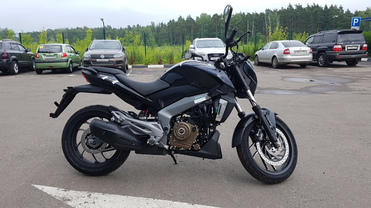 Мотоцикл BAJAJ DOMINAR 400