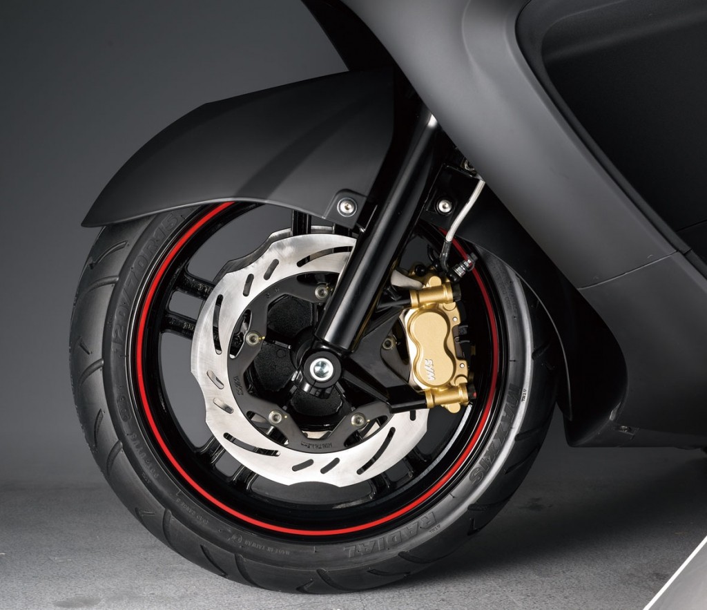 Максискутер  SYM MAXSYM 600i  ABS