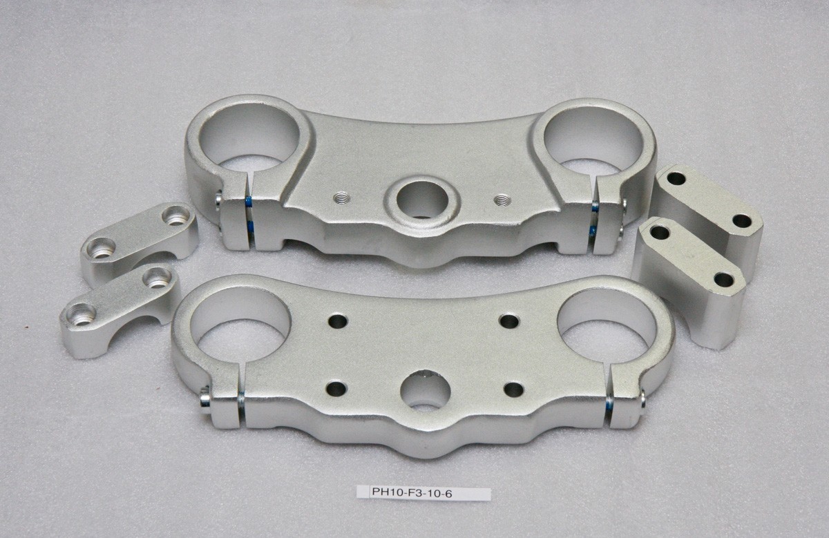 Кронштейн траверсы передней вилки BSE PH 125, 190S