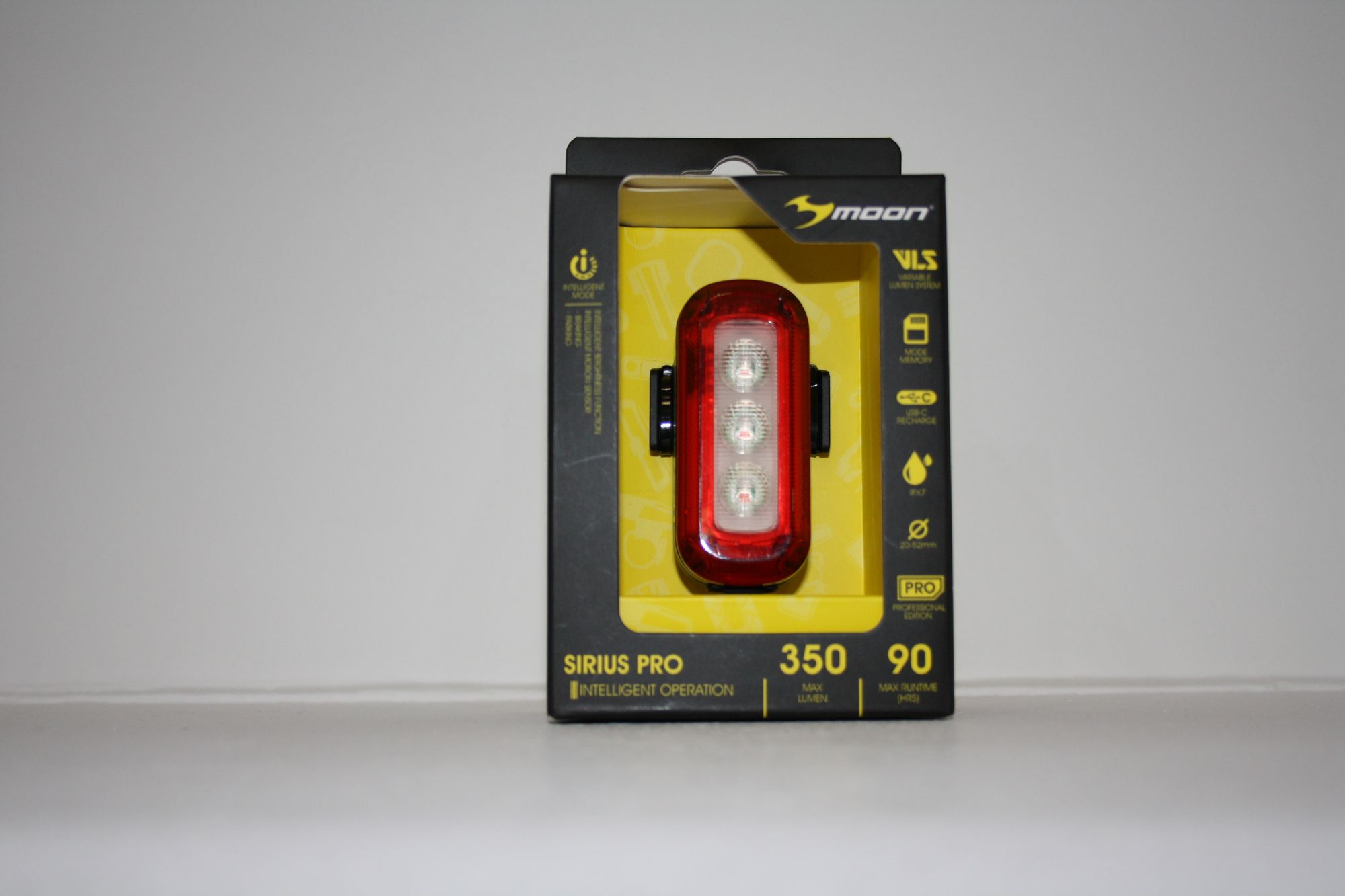 Фонарь задний Moon Sirius PRO, 350 люмен, 5 режимов, USB-C